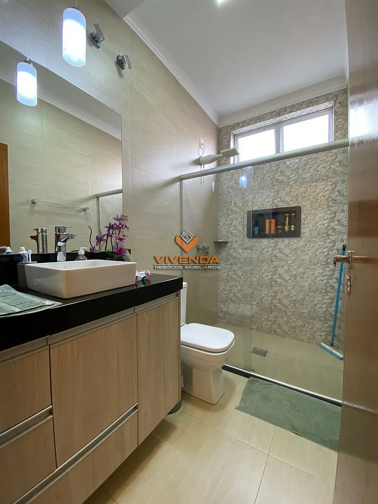 Casa, 4 quartos, 230 m² - Foto 13