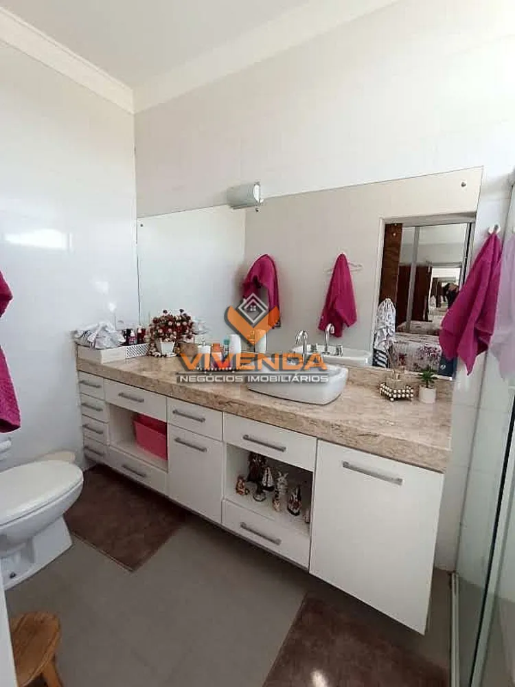 Casa, 3 quartos, 250 m² - Foto 9