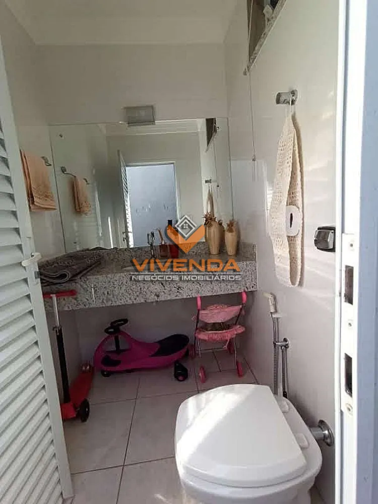Casa, 3 quartos, 250 m² - Foto 11