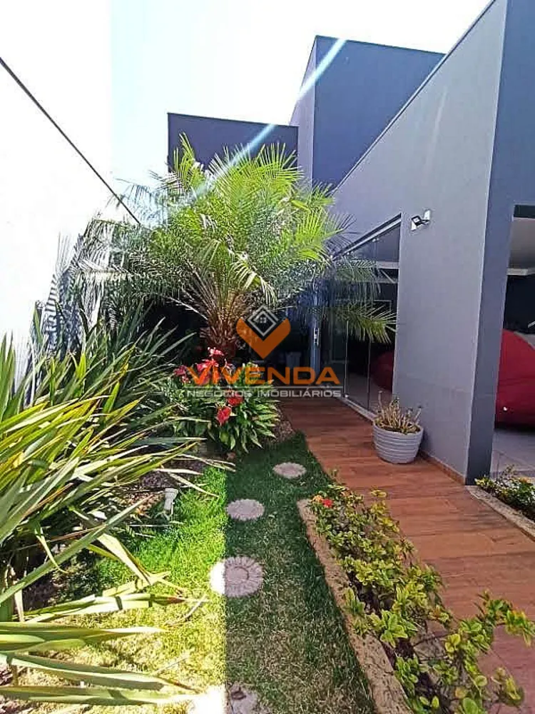 Casa, 3 quartos, 250 m² - Foto 1