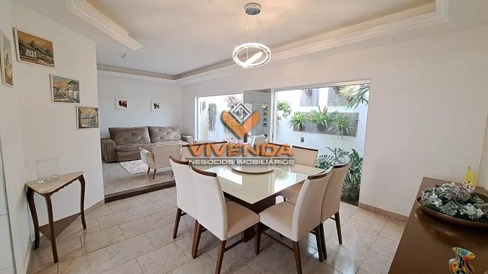 Casa, 3 quartos, 300 m² - Foto 4