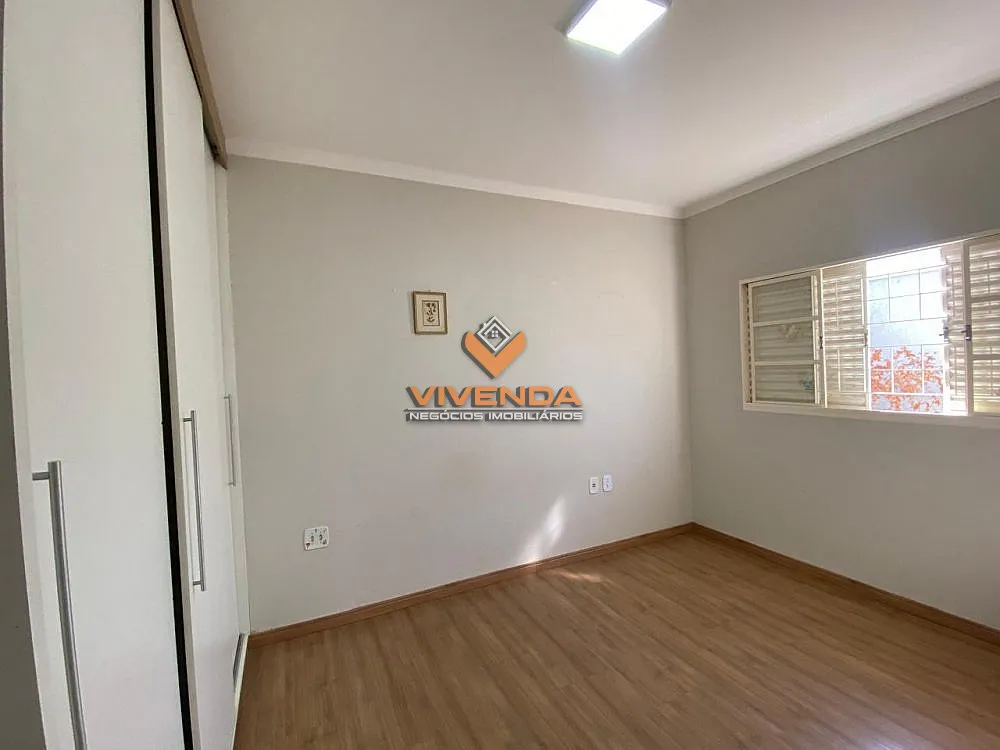 Casa, 4 quartos, 250 m² - Foto 8