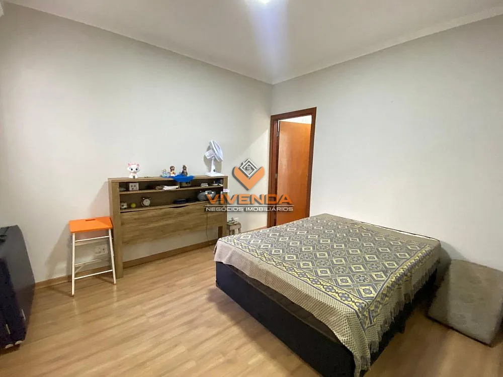 Casa, 4 quartos, 250 m² - Foto 10