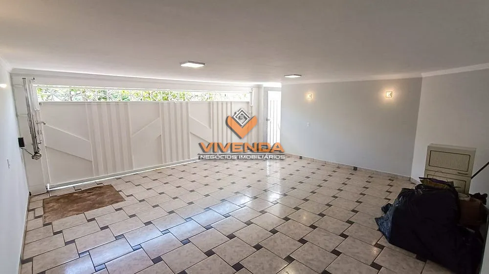 Casa, 4 quartos, 206 m² - Foto 1