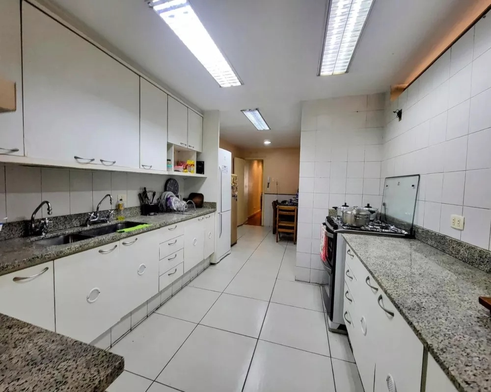 Apartamento, 3 quartos, 198 m² - Foto 13