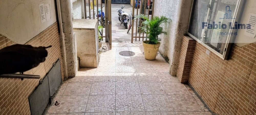 Apartamento à venda com 1 quarto, 36m² - Foto 2