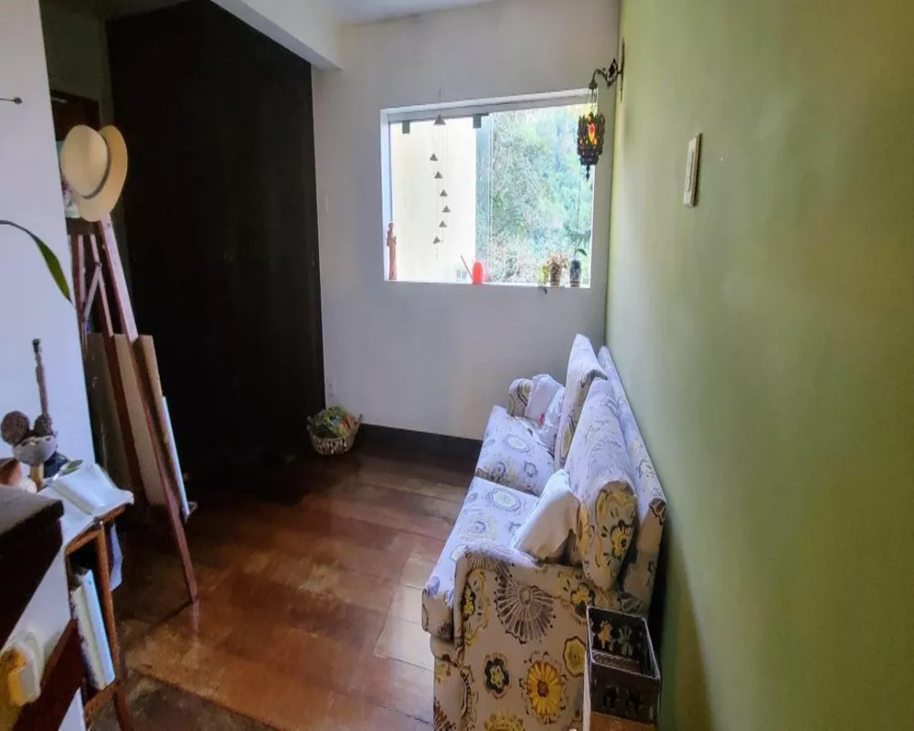Casa, 4 quartos, 250 m² - Foto 1
