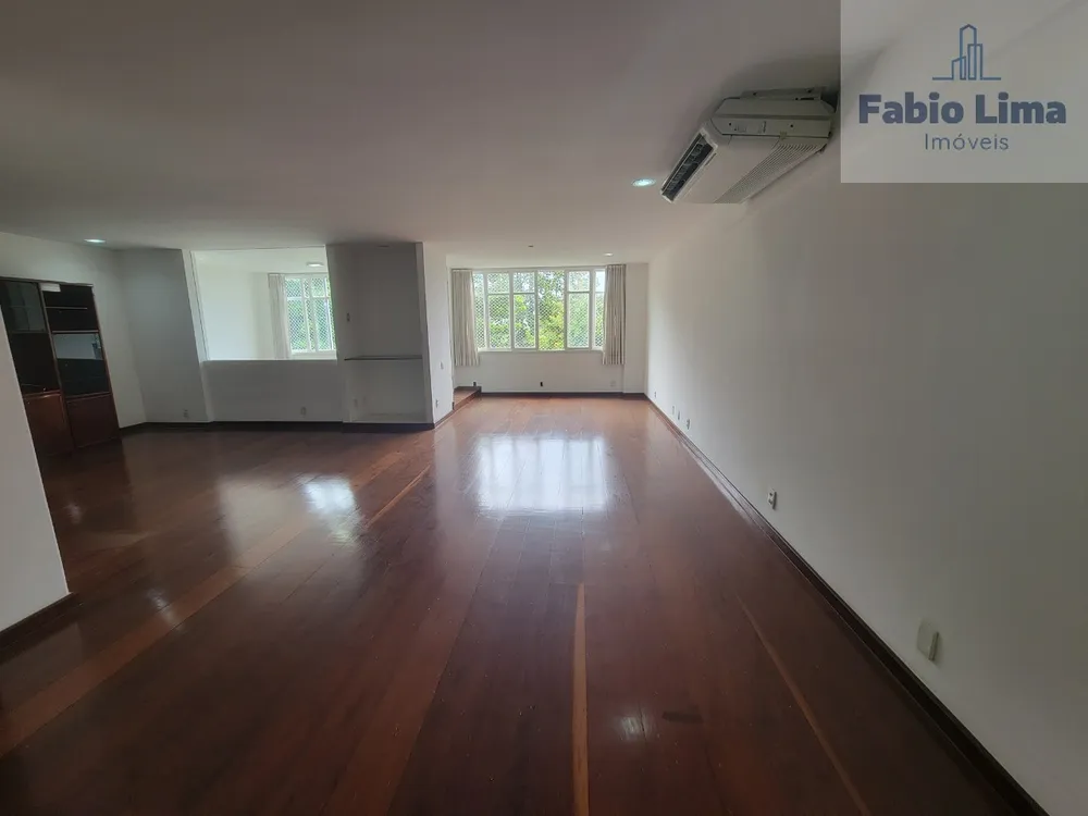 Apartamento, 3 quartos, 255 m² - Foto 1