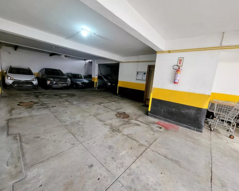 Apartamento, 3 quartos, 216 m² - Foto 2