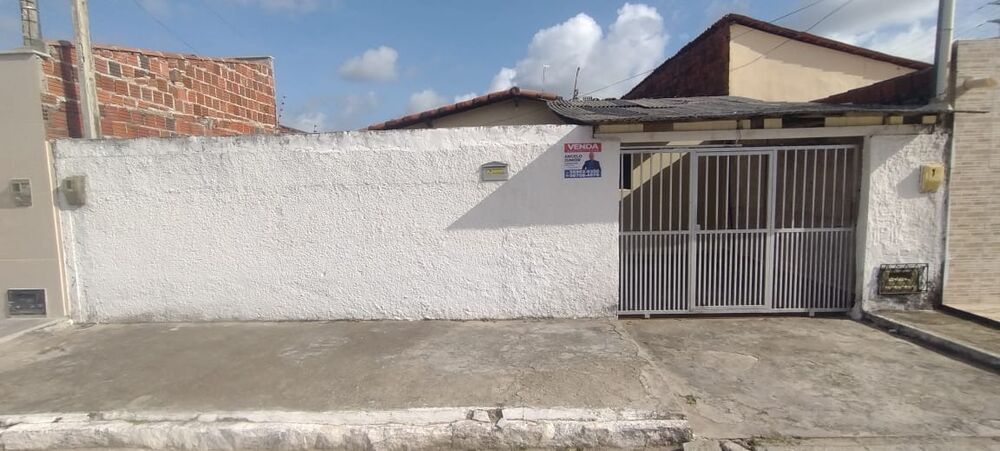 Casa à venda com 2 quartos - Foto 1