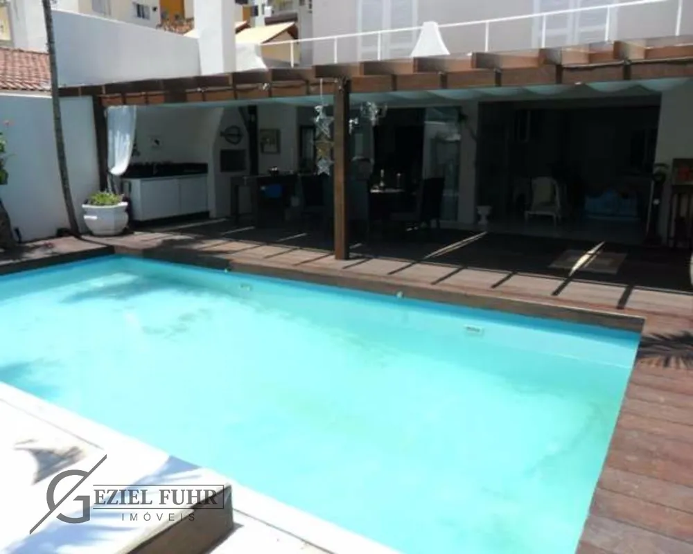 Casa, 4 quartos, 350 m² - Foto 2
