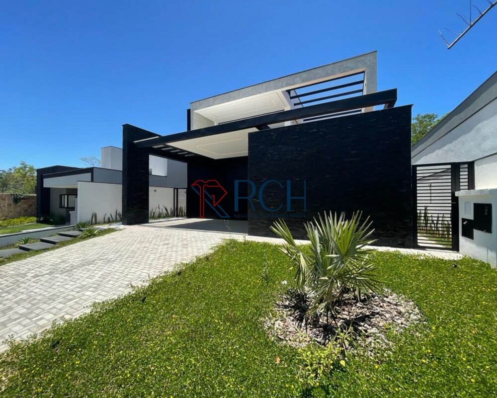 Casa, 3 quartos, 326 m² - Foto 1