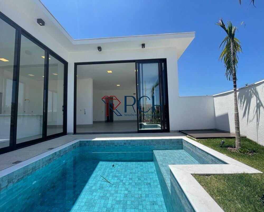 Casa, 3 quartos, 306 m² - Foto 1