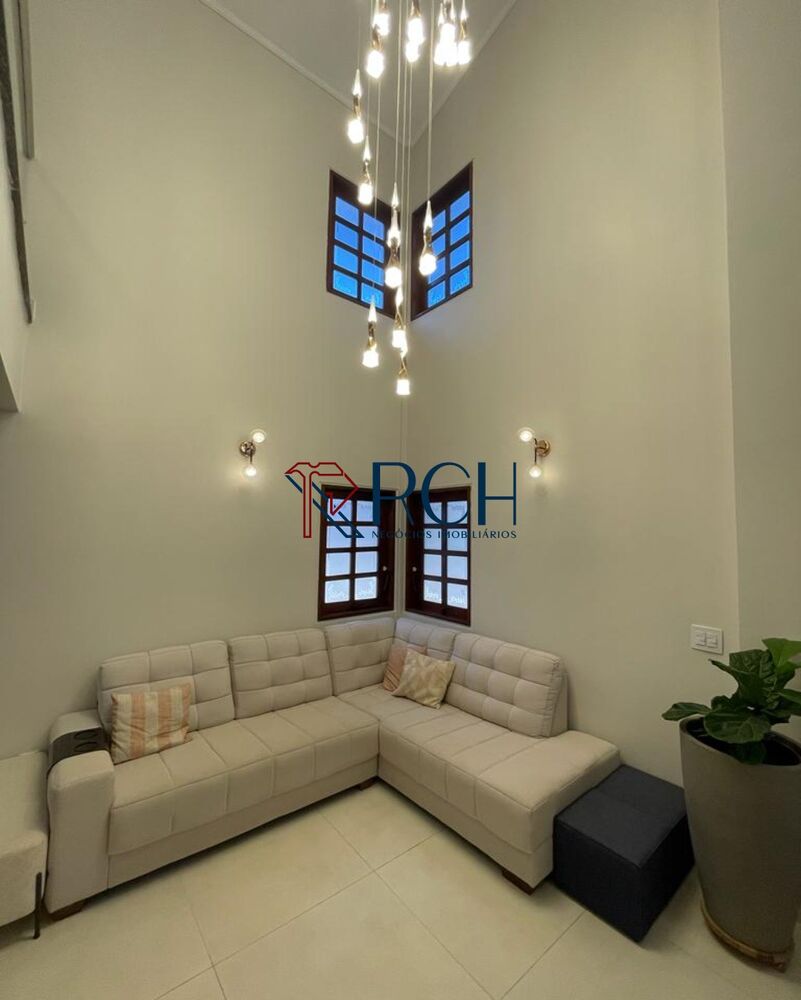 Casa à venda com 4 quartos, 220m² - Foto 4