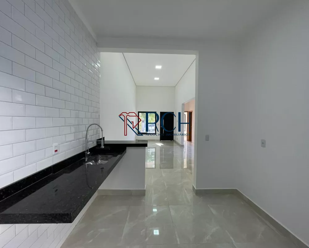 Casa à venda com 3 quartos, 115m² - Foto 2