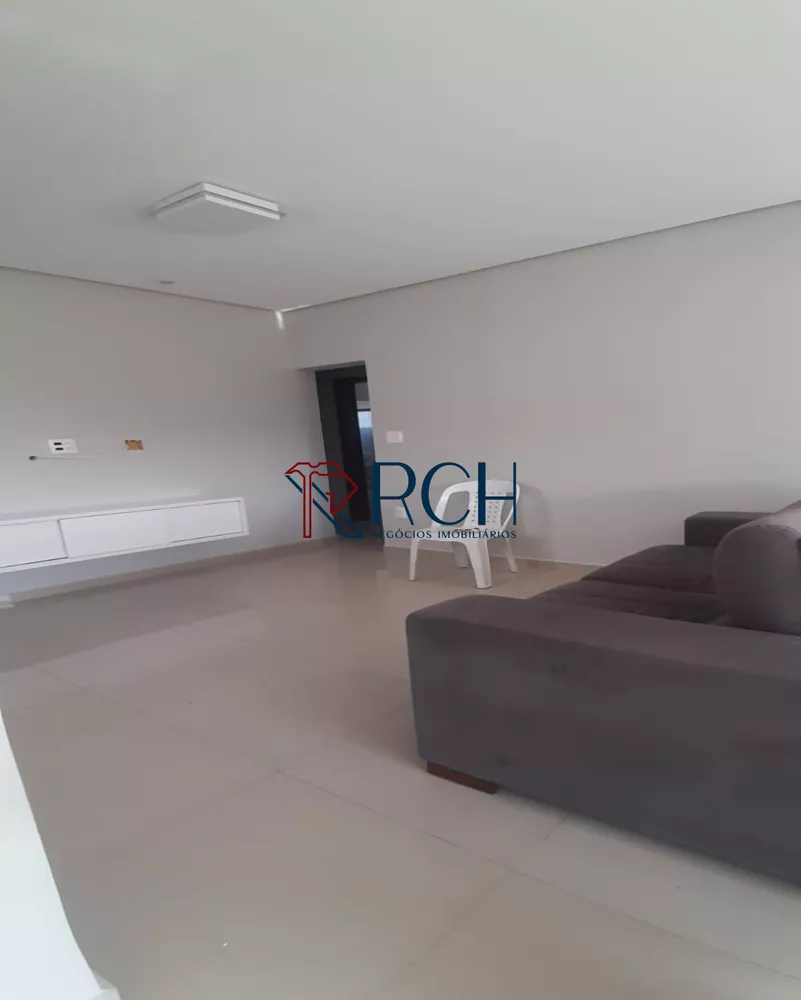 Casa à venda com 4 quartos, 220m² - Foto 3