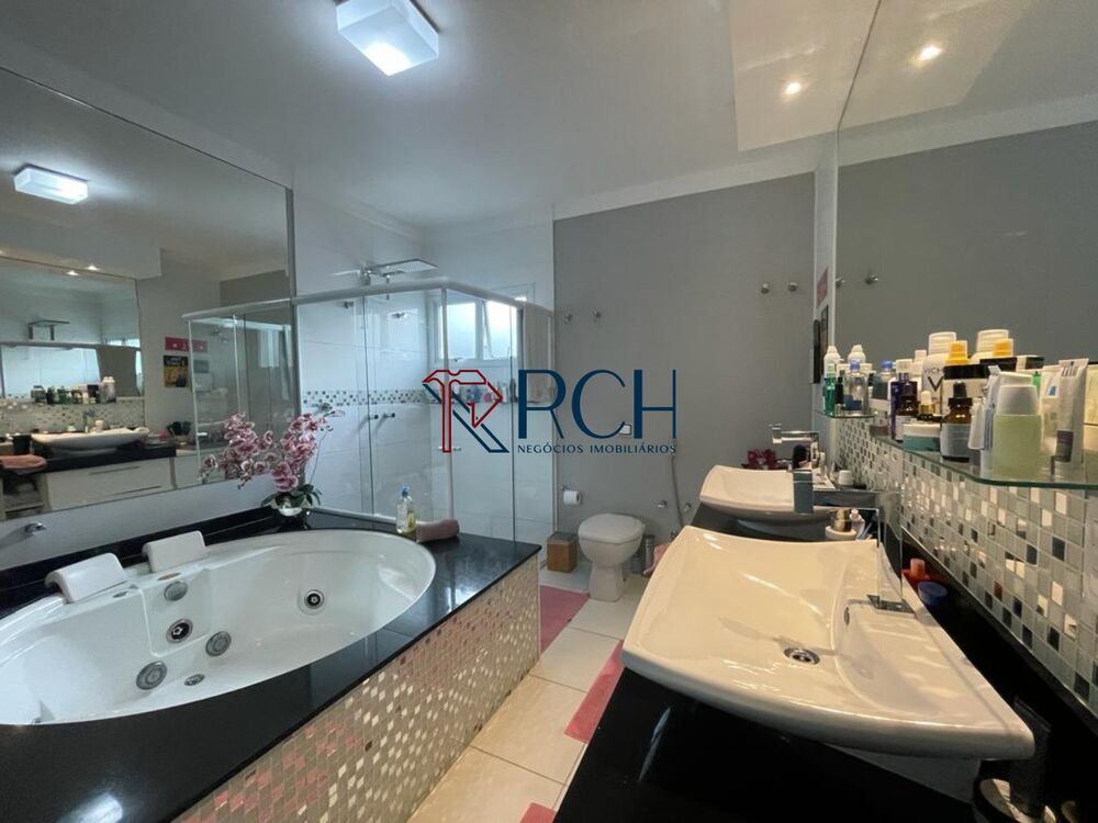 Casa à venda com 3 quartos, 270m² - Foto 15