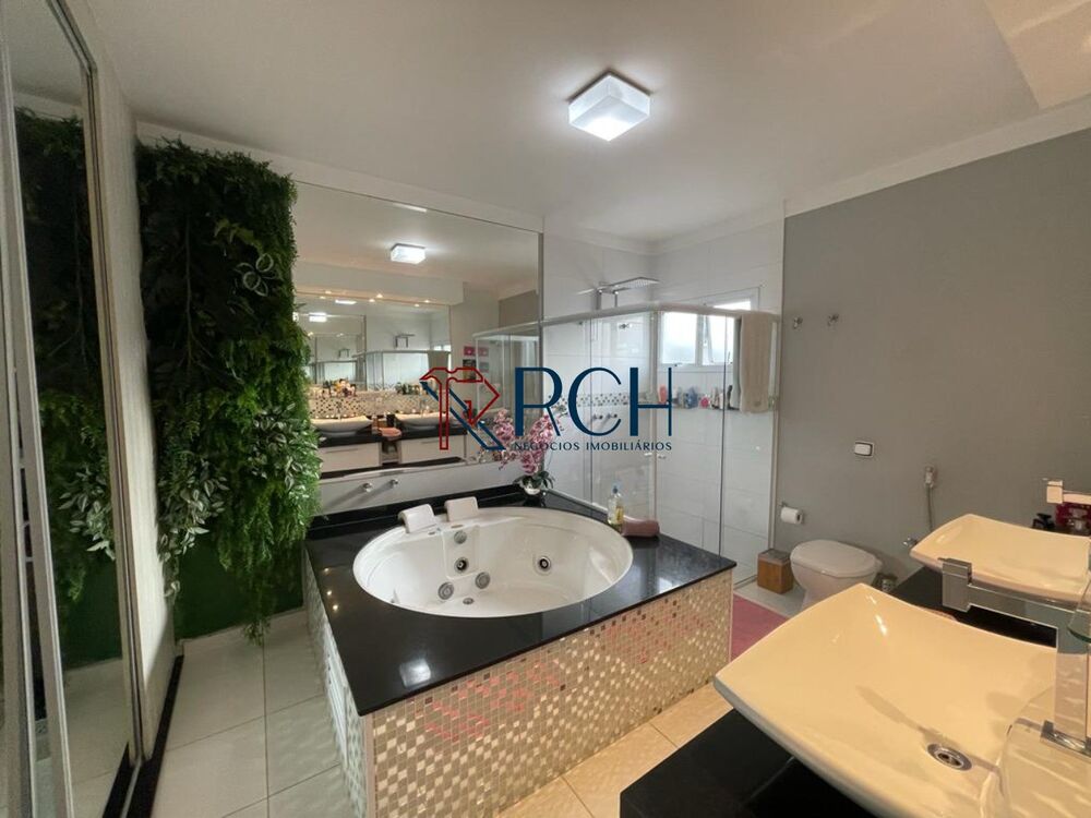 Casa à venda com 3 quartos, 270m² - Foto 14