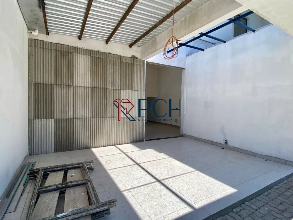 Casa à venda com 3 quartos, 133m² - Foto 2