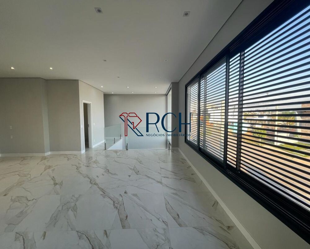 Casa, 3 quartos, 213 m² - Foto 3