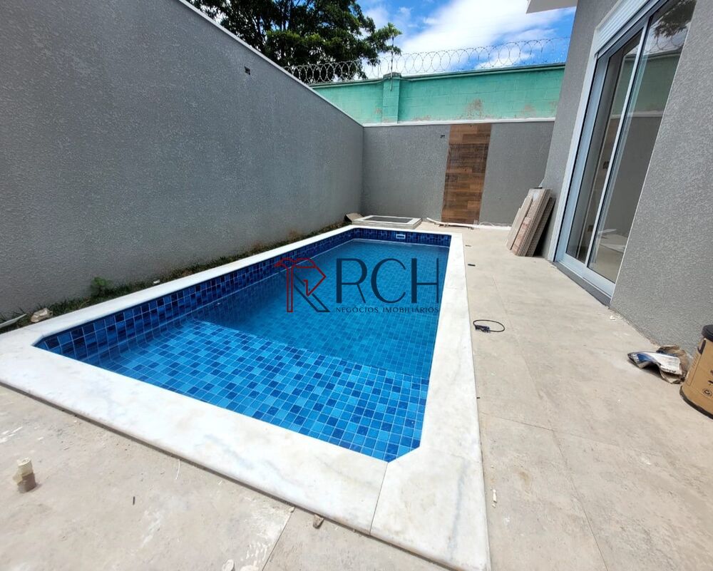 Casa, 3 quartos, 172 m² - Foto 1