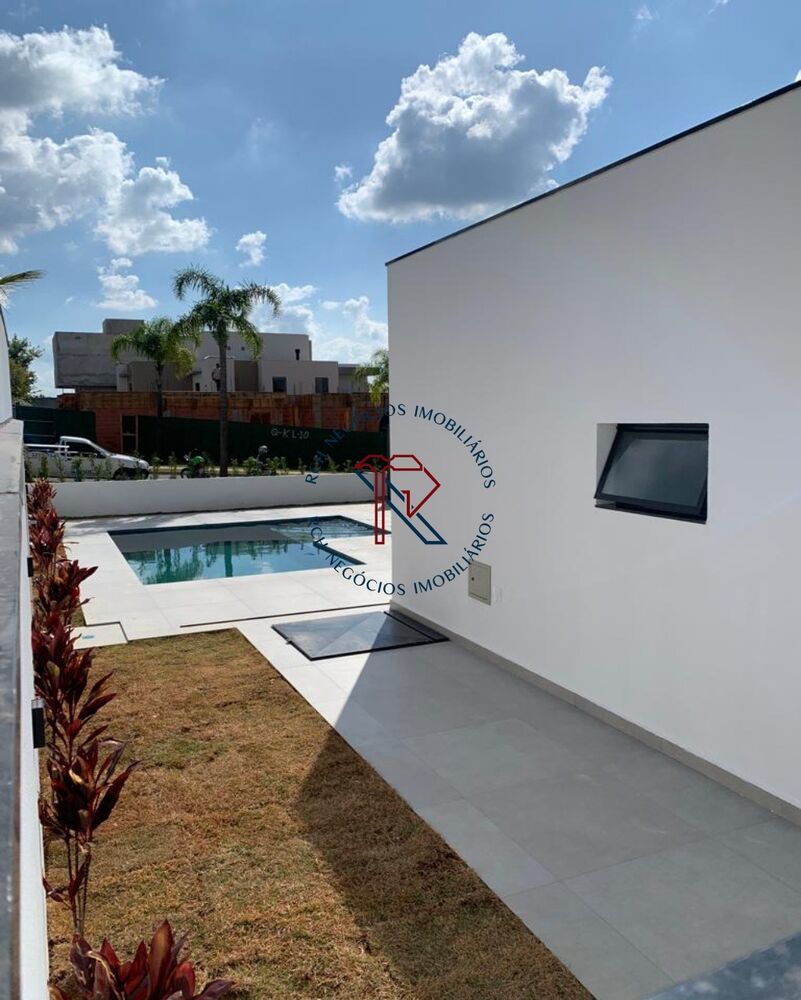 Casa à venda com 3 quartos, 244m² - Foto 15