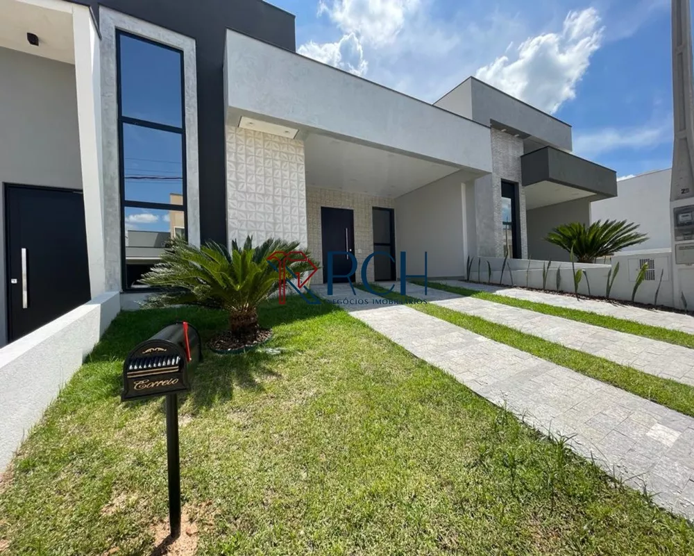 Casa à venda com 3 quartos, 118m² - Foto 1