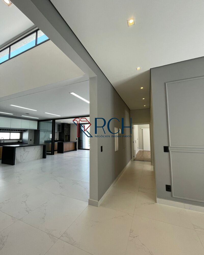 Casa, 3 quartos, 271 m² - Foto 3