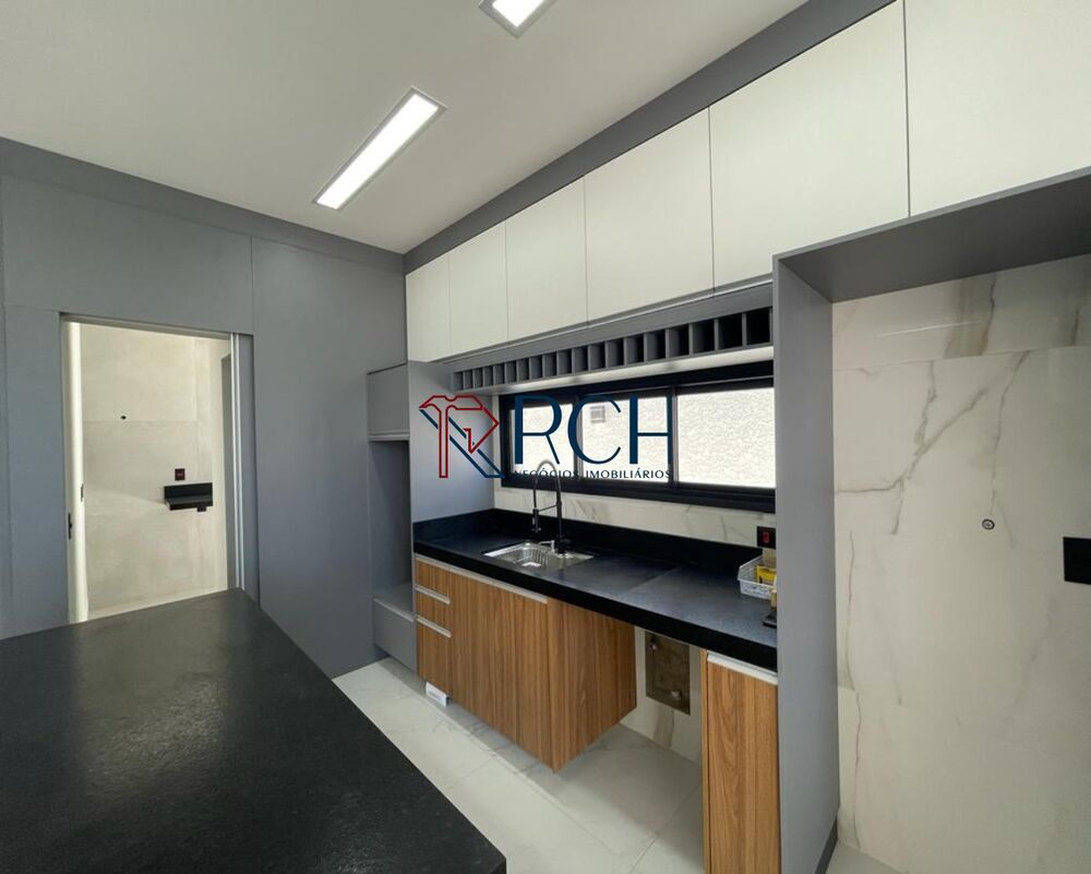 Casa, 3 quartos, 271 m² - Foto 4