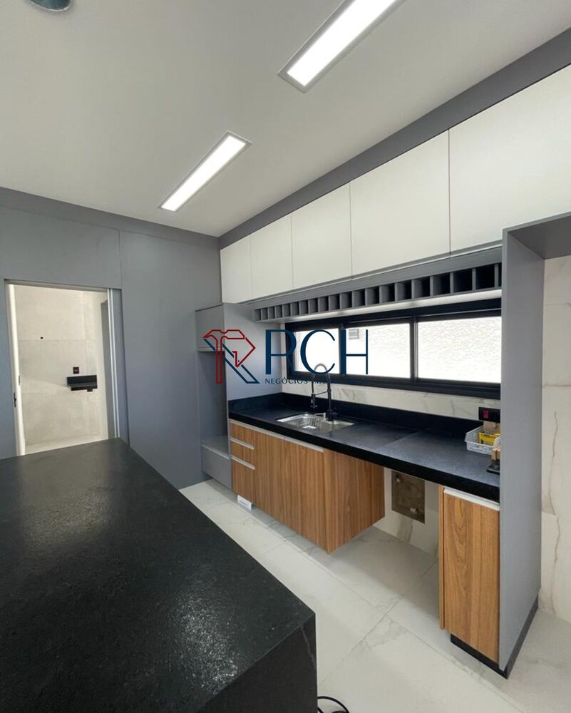 Casa, 3 quartos, 271 m² - Foto 5