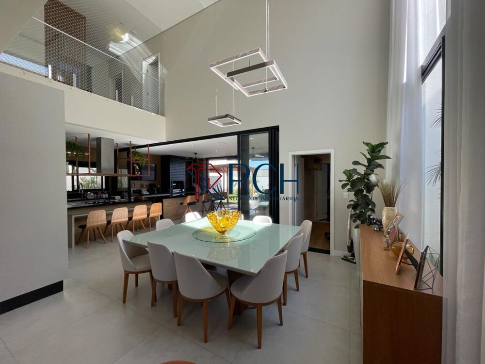 Casa, 4 quartos, 335 m² - Foto 2