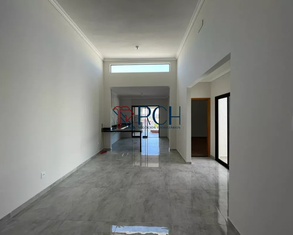 Casa à venda com 3 quartos, 130m² - Foto 1