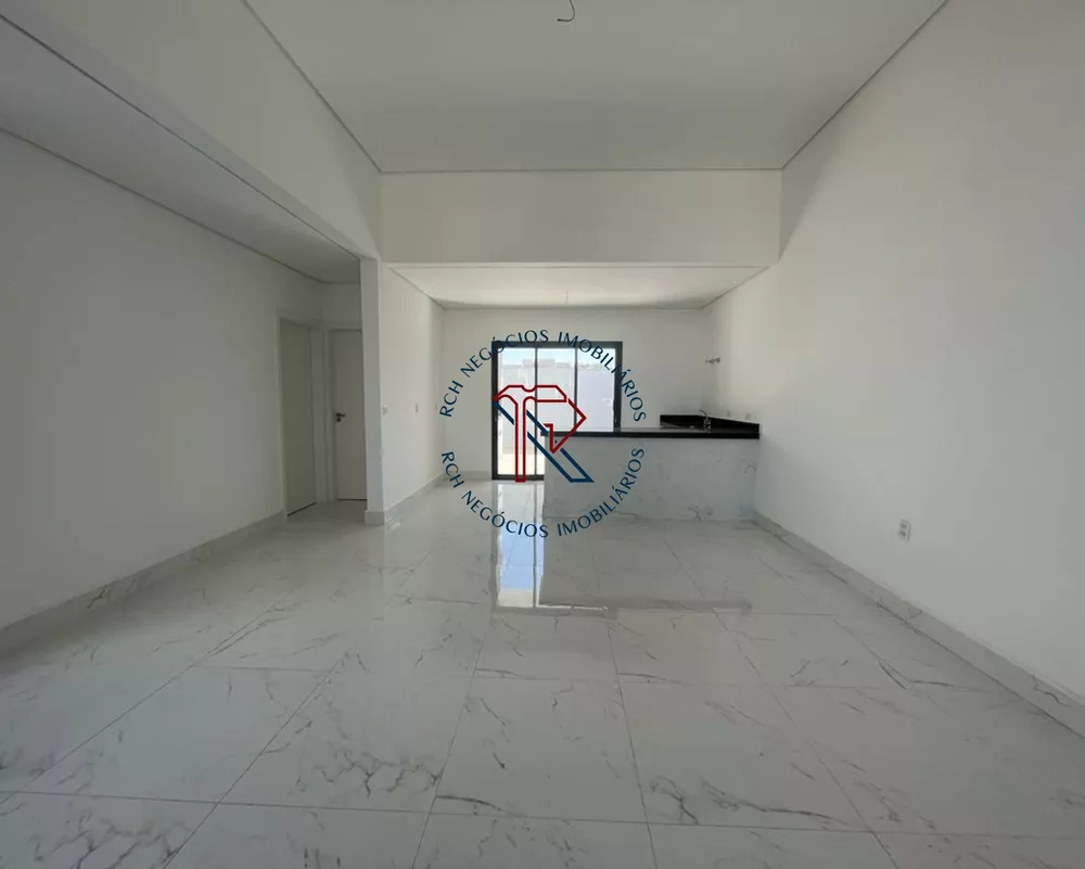 Casa à venda com 3 quartos, 110m² - Foto 3