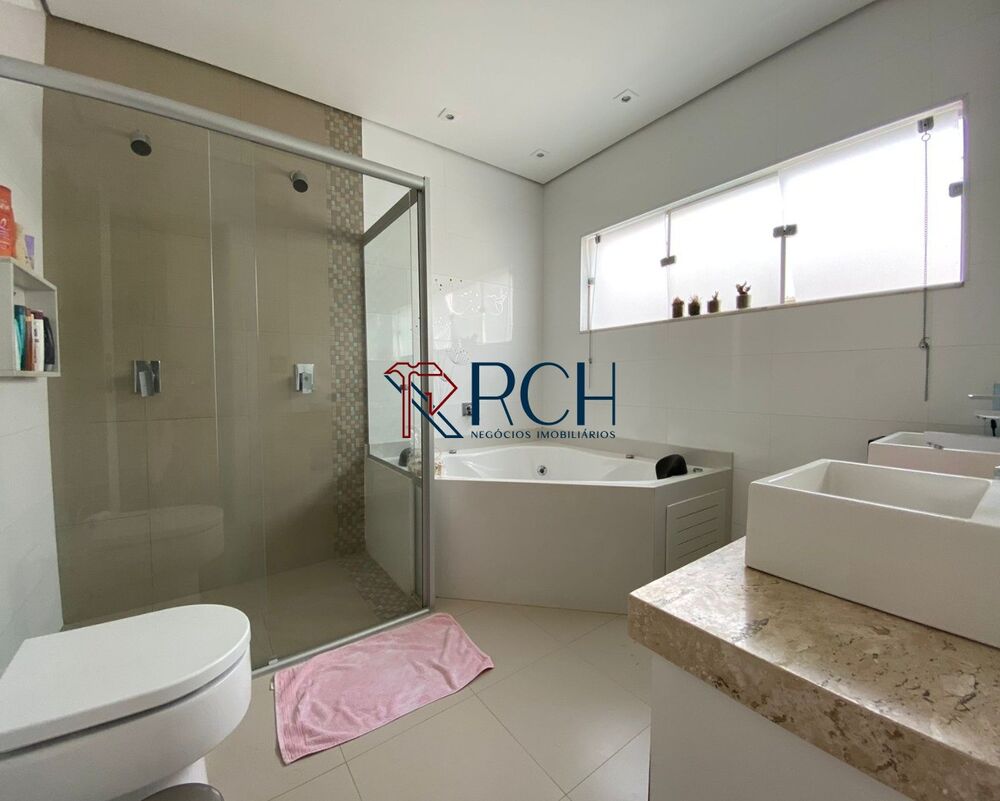 Casa à venda com 4 quartos, 300m² - Foto 15