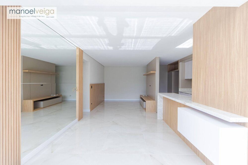 Apartamento à venda com 2 quartos, 81m² - Foto 1