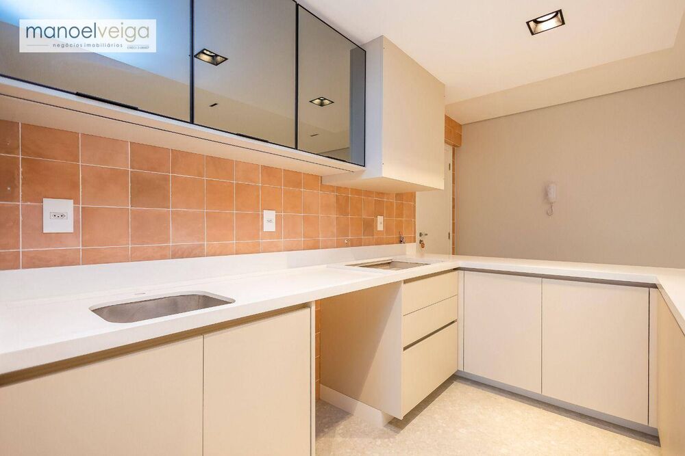 Apartamento à venda com 3 quartos, 98m² - Foto 1