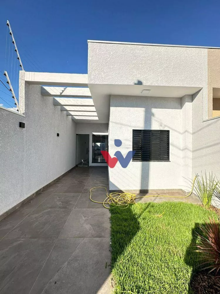 Casa à venda com 3 quartos, 74m² - Foto 4