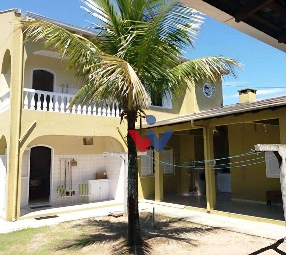 Sobrado à venda com 7 quartos, 328m² - Foto 1