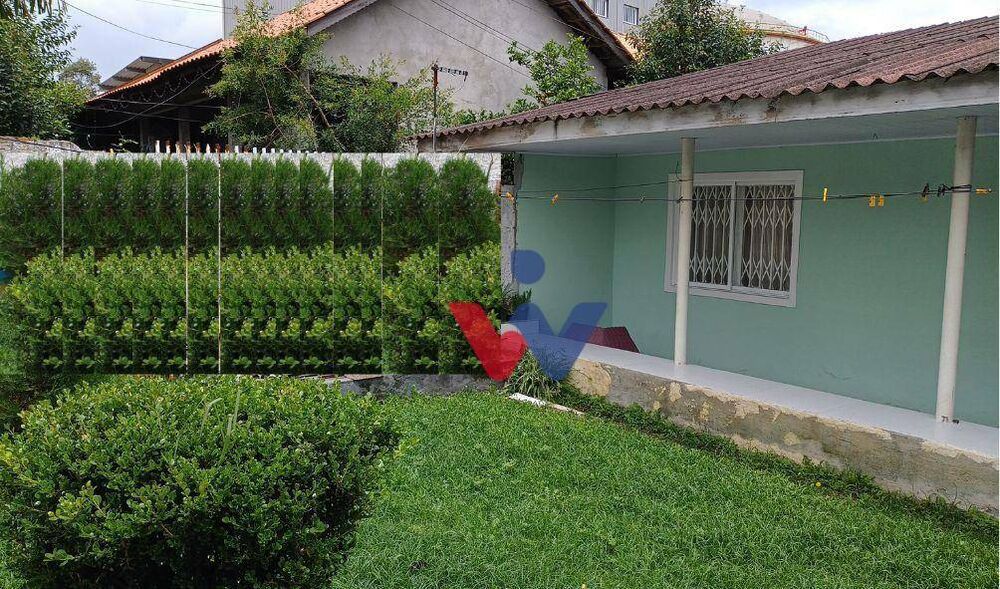 Casa à venda com 3 quartos, 269m² - Foto 4