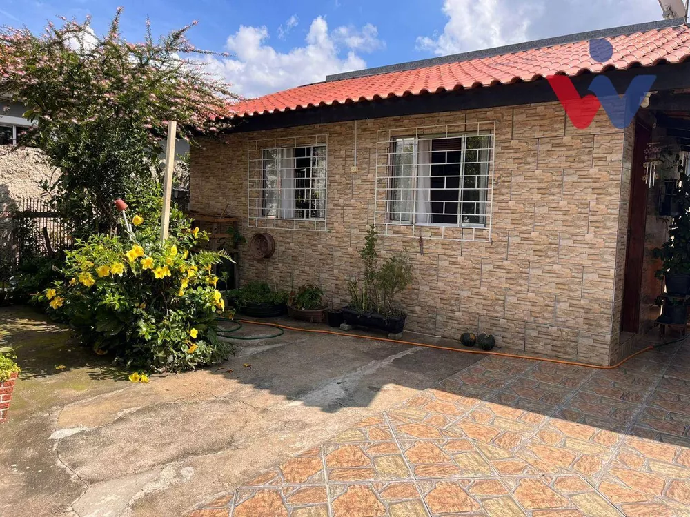 Casa à venda com 3 quartos, 140m² - Foto 2