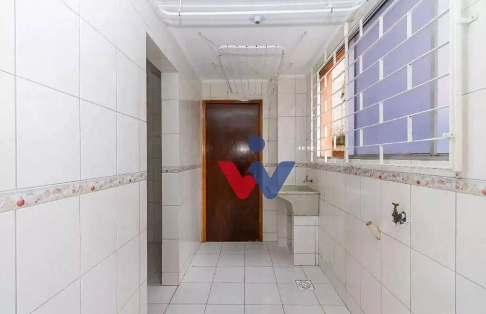 Apartamento à venda com 3 quartos, 96m² - Foto 2