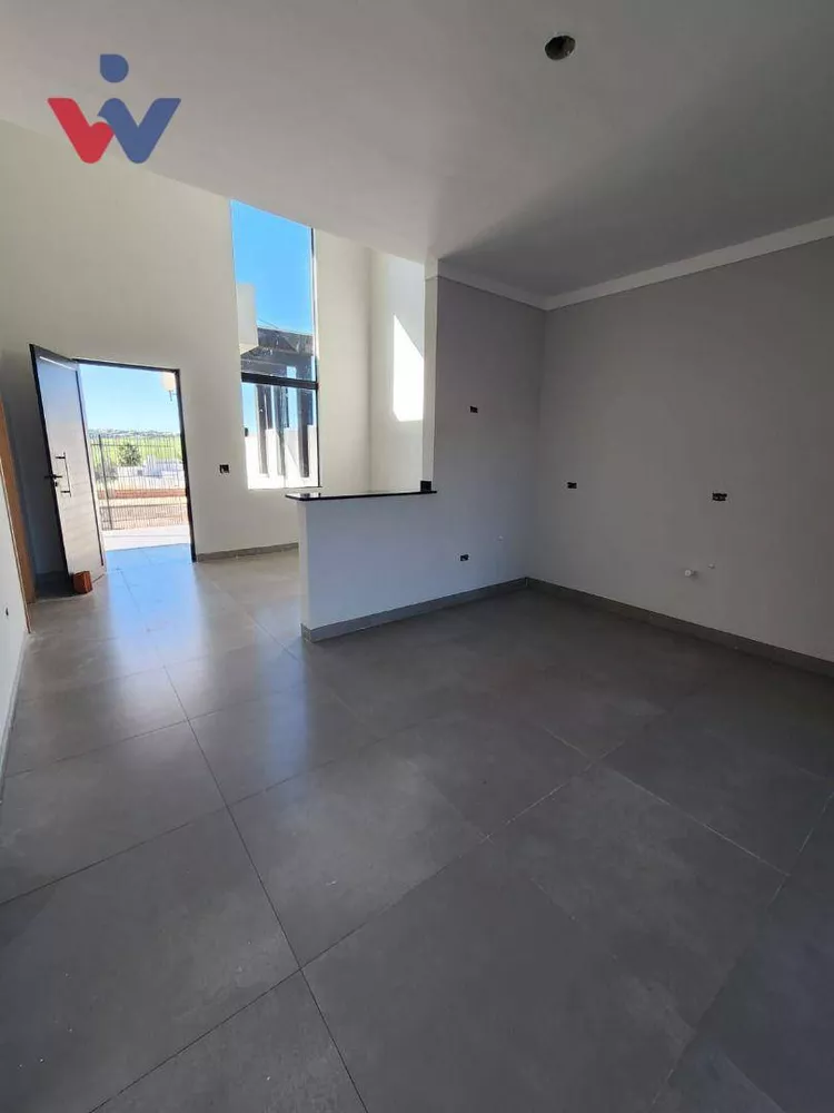 Casa à venda com 3 quartos, 94m² - Foto 4