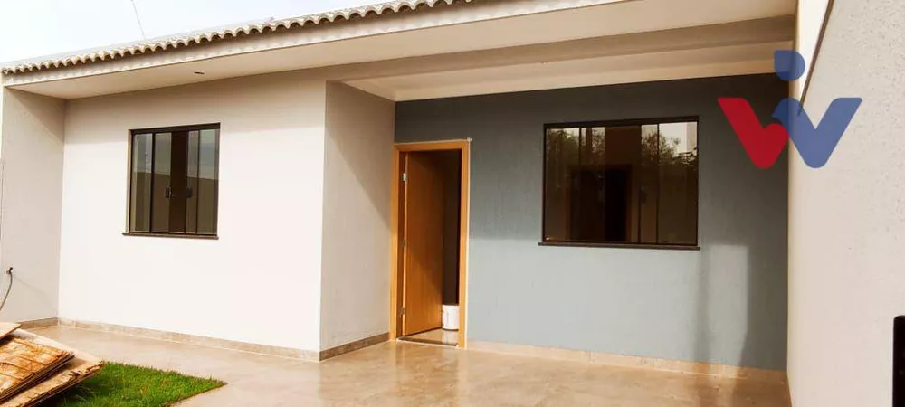 Casa à venda com 2 quartos, 60m² - Foto 2