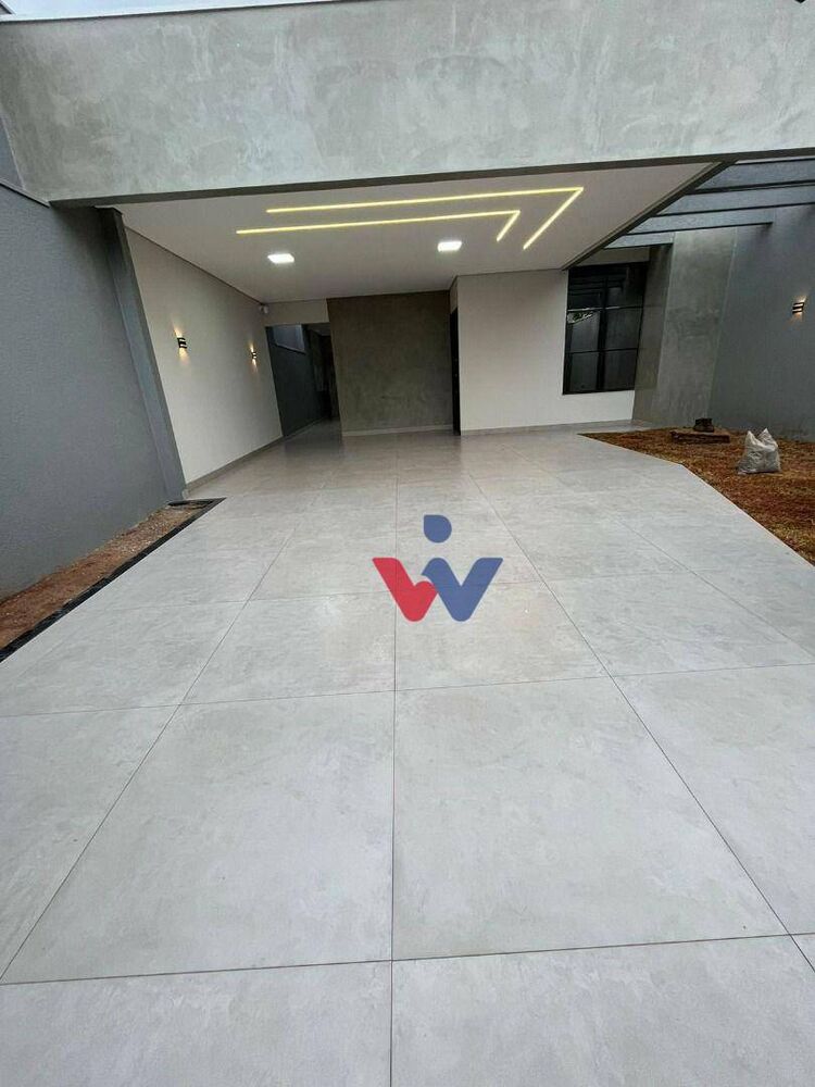 Casa à venda com 3 quartos, 135m² - Foto 1