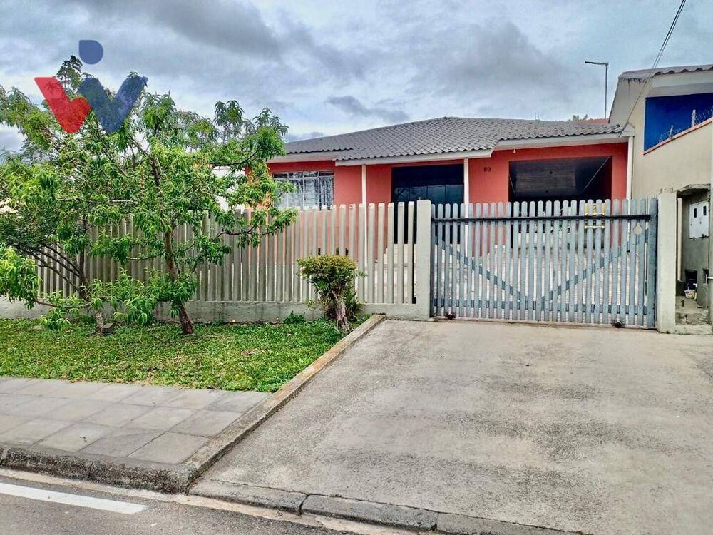 Casa de Condomínio à venda com 5 quartos, 221m² - Foto 3
