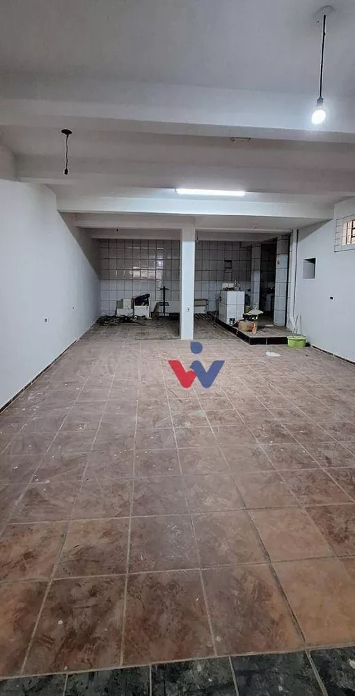 Sobrado à venda com 3 quartos, 365m² - Foto 4