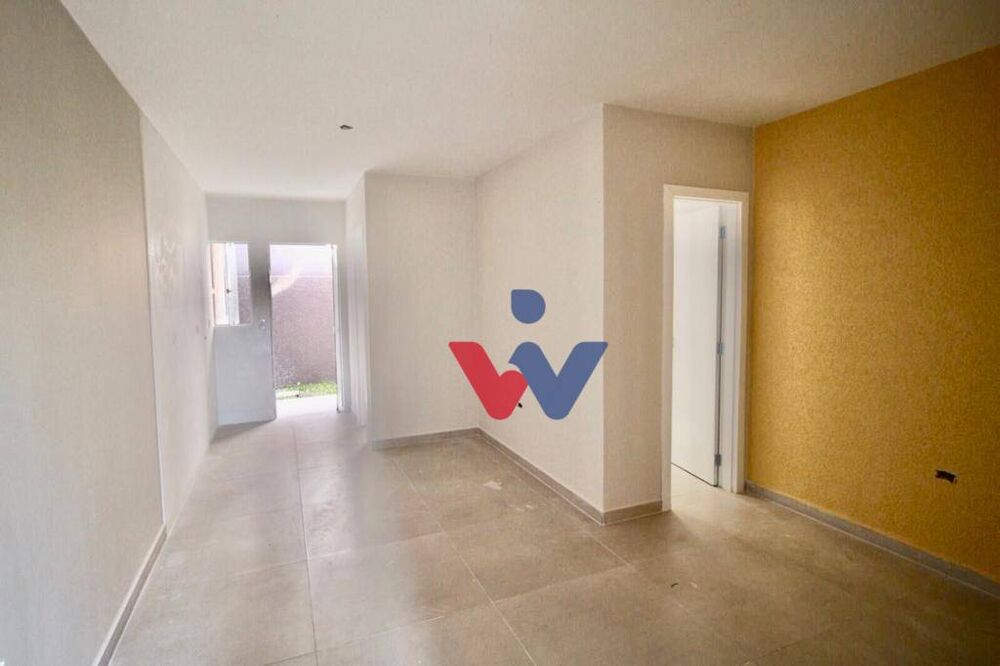 Casa à venda com 2 quartos, 46m² - Foto 1