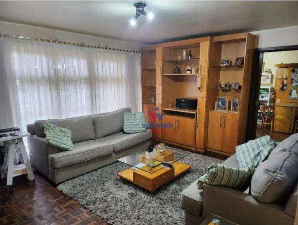 Casa à venda com 3 quartos, 300m² - Foto 3
