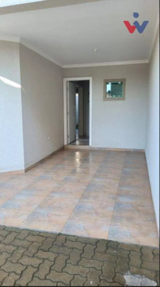 Casa à venda com 5 quartos, 161m² - Foto 3