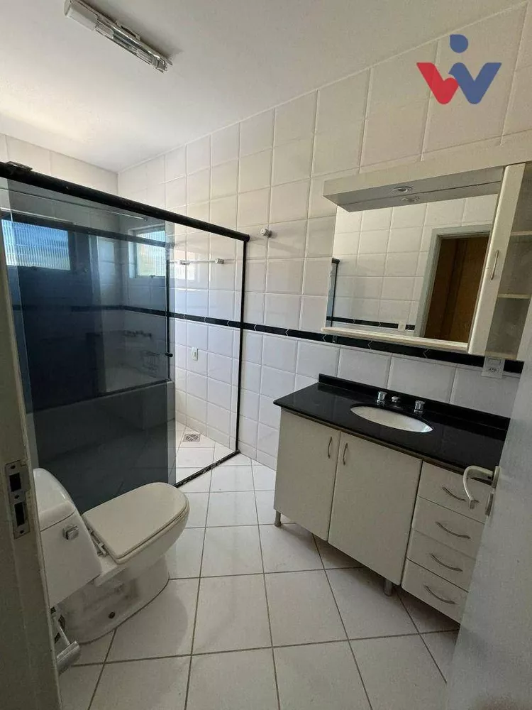 Sobrado à venda com 3 quartos, 271m² - Foto 4